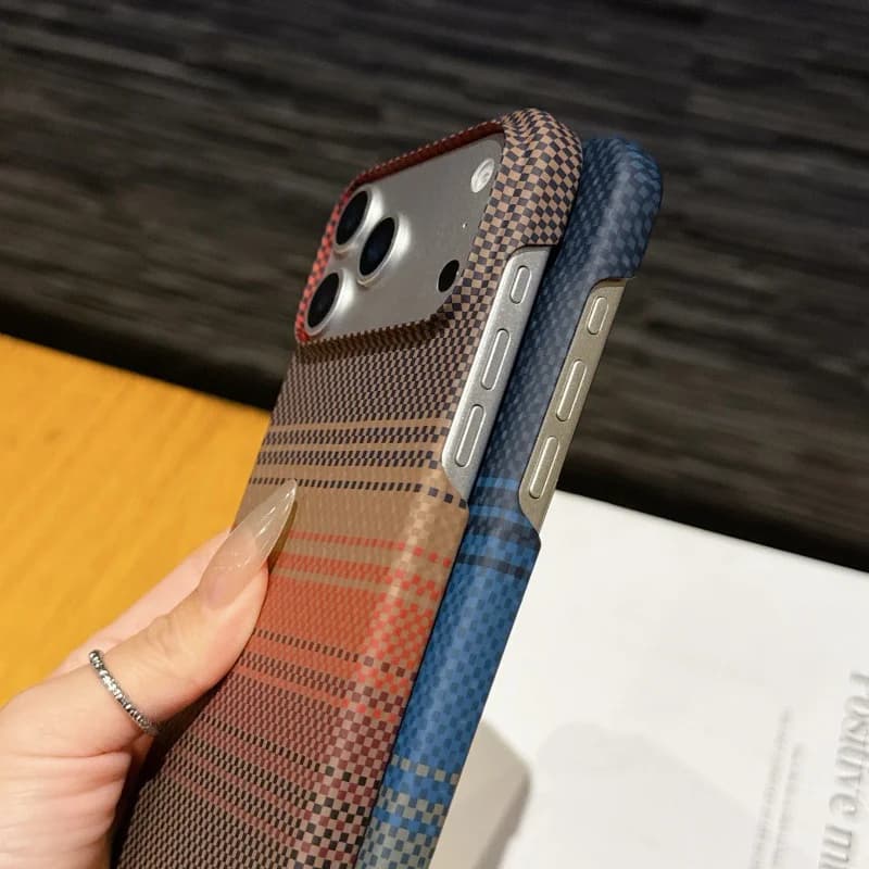 Kevlar Carbon Fiber Case for iPhone 17 – MagSafe Ultra-Thin 3
